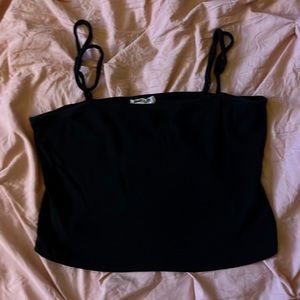 Heart & Hips Large Cropped Black Tank Top